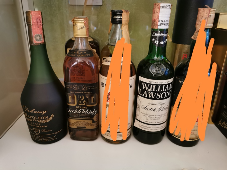 Bottiglia di whisky  Collezione 2