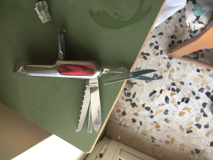 Coltello multiuso Coltello multiuso