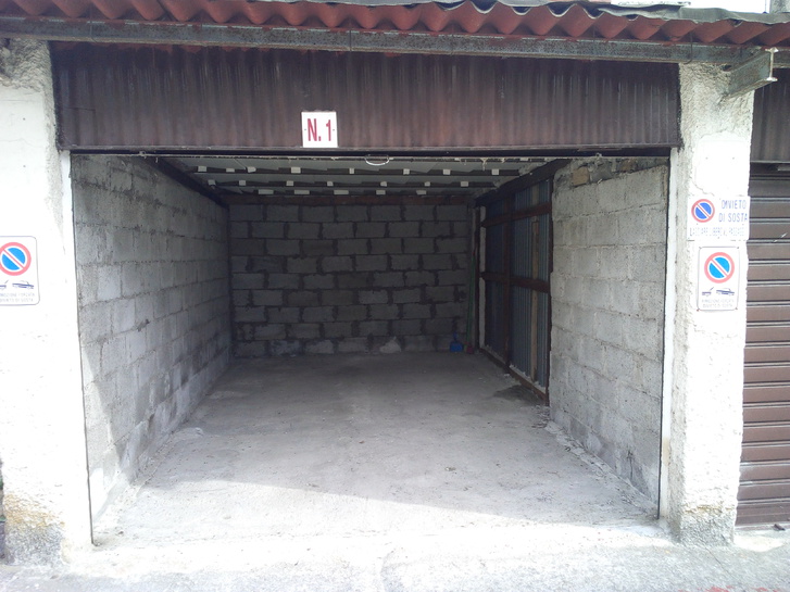 GARAGE DI MQ.15