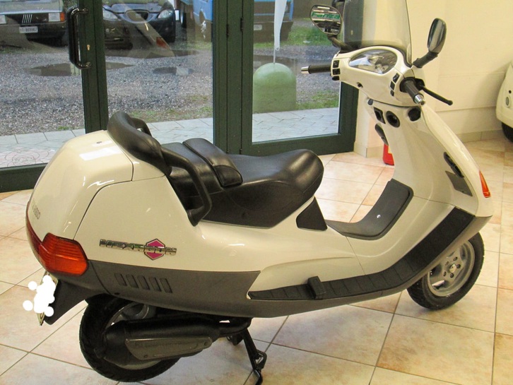 Piaggio Hexagon 1998