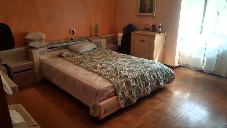 Signora affitta appartamento Signora affitta appartamento