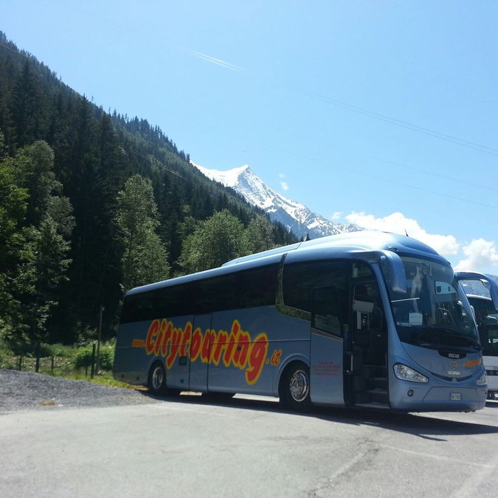 cercasi autista di autobus munito di patente d e cqc