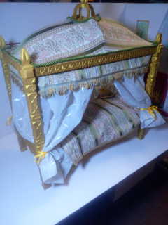Baldacchino stile barocco dorato x bambole 