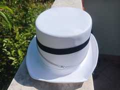 Vendo cappello steampunk per fare spazio a casa ottimo stato 