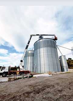 Piattaforma aerea italmec 35/20 per informazioni telefonare o mandare un messaggio whatsapp al nume