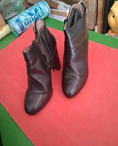 Stivaletto donna cimprate mai messe num 37<br>Tacco 8 altezza 19