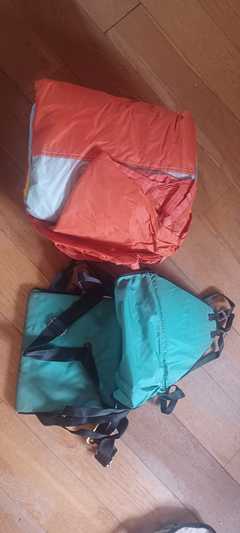 VENDO PER INUTILIZZO MITICO SUPER-BREEZE PARAPENDIO ANNI ‘90
<br>Vendo per inutilizzo seppur con 