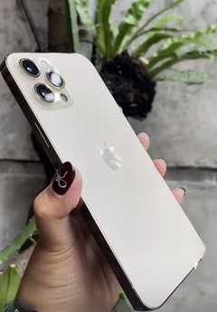 Vendo iPhone 12 Pro Max oro 128 gb perfetto come nuovo il prezzo è poco trattabile consegna a mano