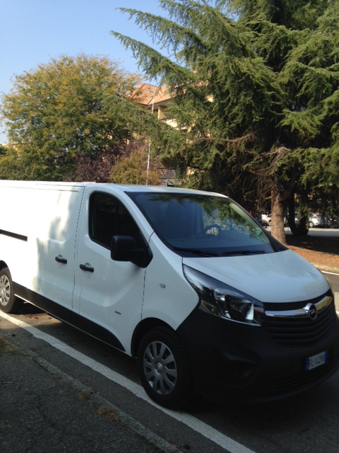 vendo frgone vivaro vendo frgone vivaro